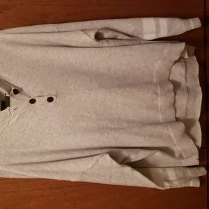Hooded thin sweater